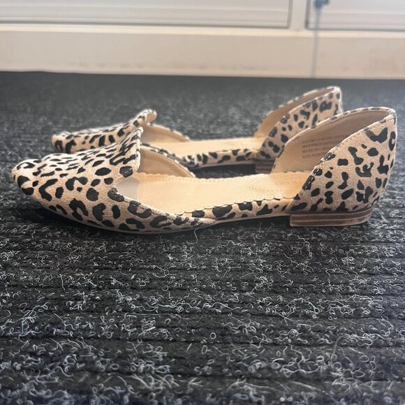 Leopard Print Flats - Picture 1 of 5